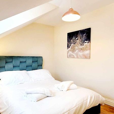 Apartment 5 - Two Bedroom Luxury Apartment Close To Town, Mainline Rail & Theatre Stylish And Comfortable Darlington  Extérieur photo